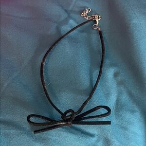 Elegant Black Bow Choker Necklace